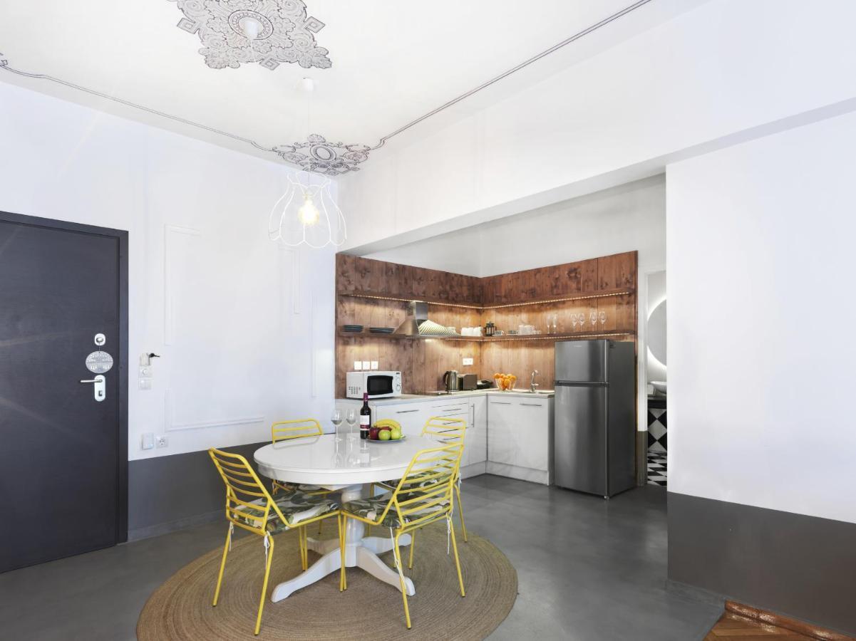 Athenian Apartment In The Center With Jacuzzi Exterior foto